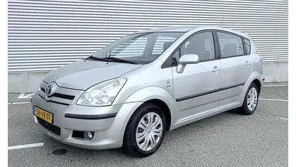 Occasion Toyota Corolla Verso Sol 129 PK (94 kW) 2005 Grijs (metallic) MPV