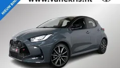 Grijs Nieuw 2025 Toyota Yaris Sport Hatchback | € 36.540 (Eerlijke prijs)