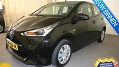 Zwart Gebruikt 2022 Toyota Aygo Hatchback | € 9.999 (Super prijs)