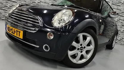 Zwart Gebruikt 2006 Mini Cooper Hatchback | € 2.795 (Super prijs)