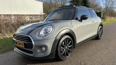 Grijs Gebruikt 2017 Mini Cooper Business Hatchback | € 9.499 (Eerlijke prijs)