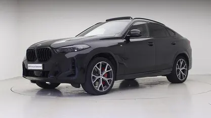 Zwart Occasion 2023 BMW X6 Comfort Edition SUV | € 94.895 (Eerlijke prijs)
