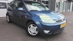Blauw Gebruikt 2005 Ford Fiesta Futura Hatchback | € 1.750 (Eerlijke prijs)