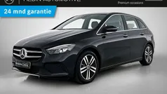 Zwart Gebruikt 2021 Mercedes B250 Premium MPV | € 26.900 (Eerlijke prijs)