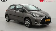 Gebruikt 2016 Toyota Yaris Hybrid Trend Hatchback | € 14.999 (Eerlijke prijs)