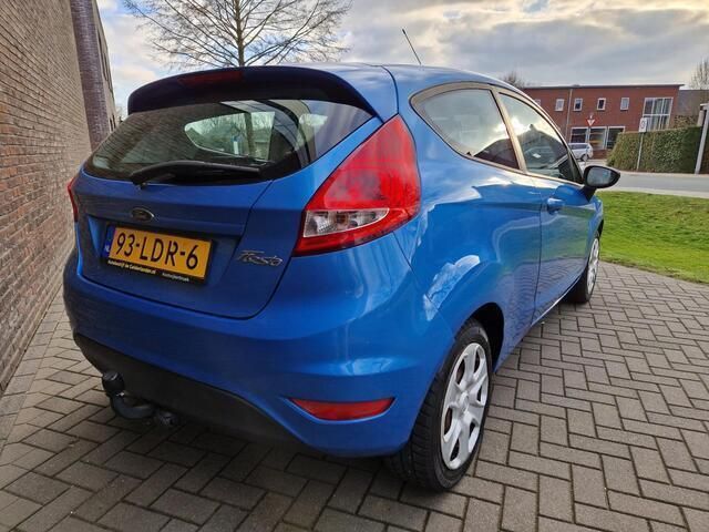 Occasion Ford Fiesta Limited 60 PK (44 kW) 2010 Blauw Hatchback
