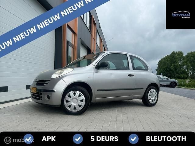 Grijs Gebruikt 2005 Nissan Micra Hatchback | € 899 (Eerlijke prijs) - Afbeelding 1/4