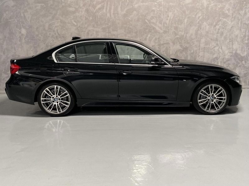 Occasion BMW 330 184 PK (135 kW) 2016 Zwart Sedan