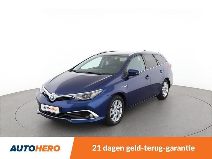 Blauw (metallic) Gebruikt 2015 Toyota Auris Touring Sports Stationwagen | € 13.649 (Eerlijke prijs) - Afbeelding 1/4
