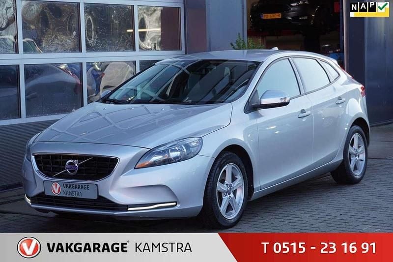 Occasion Volvo V40 Kinetic 150 PK (110 kW) 2013 Grijs Hatchback