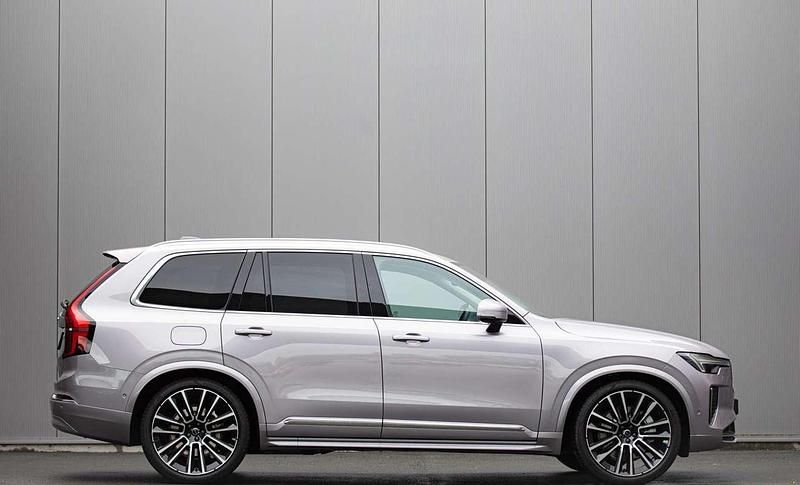 Nieuw 2025 Volvo XC90 Ultra SUV | € 88.945 (Eerlijke prijs) - Afbeelding 1/4