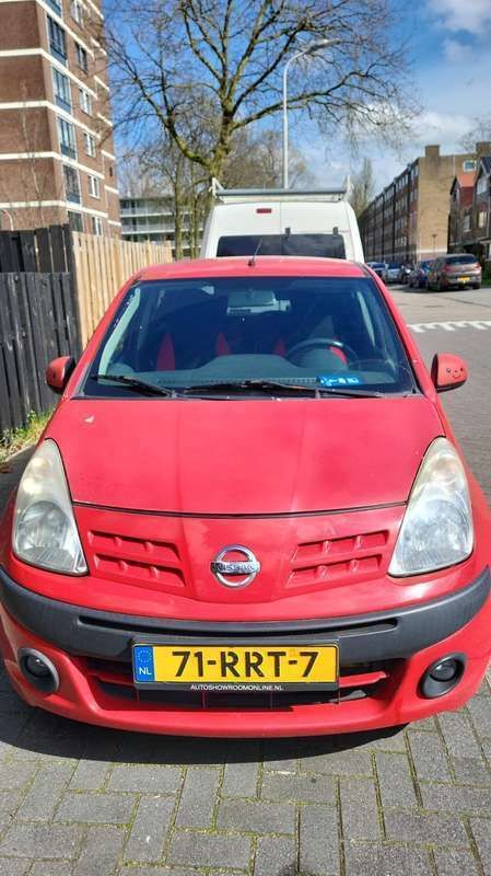 Rood Gebruikt 2009 Nissan Pixo Visia Hatchback | € 2.150 (Goede deal) - Afbeelding 1/4