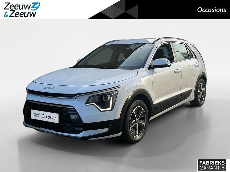 Wit Occasion 2025 Kia Niro SUV | € 31.995 (Super prijs) - Afbeelding 1/4