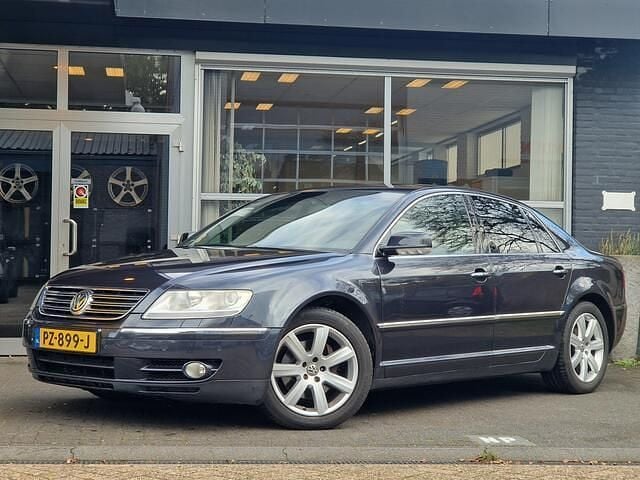 Zwart Gebruikt 2003 VW Phaeton R Sedan | € 8.495 - Afbeelding 1/4