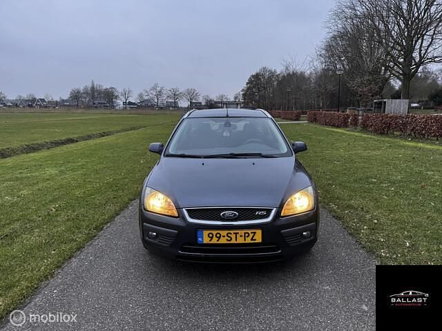 Occasion Ford Focus 144 PK (105 kW) 2006 Grijs Stationwagen