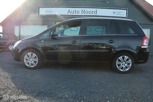 Zwart Gebruikt 2009 Opel Zafira Edition MPV | € 2.720 (Eerlijke prijs) - Afbeelding 1/4