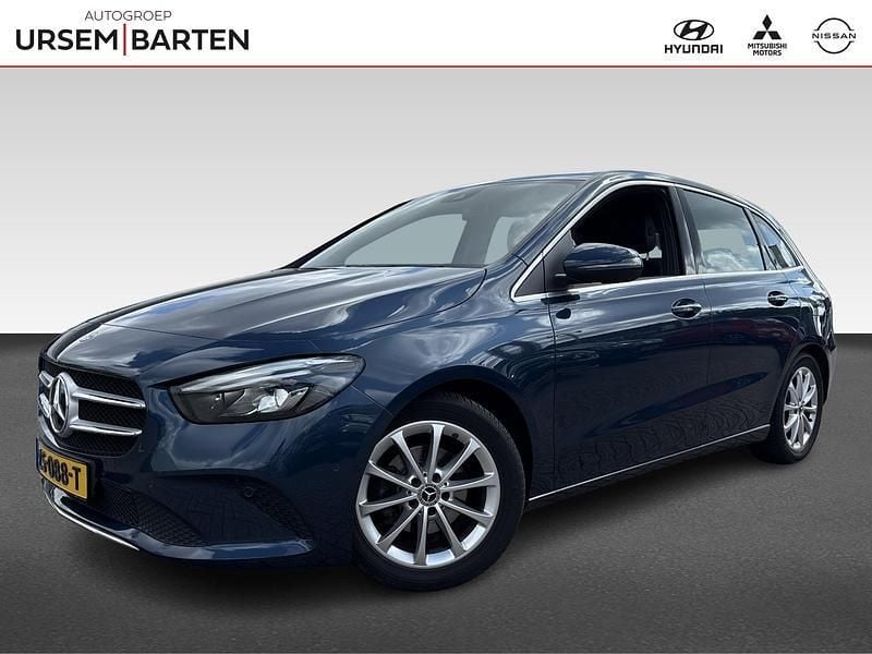 Blauw Gebruikt 2019 Mercedes B180 Edition MPV | € 23.730 (Eerlijke prijs) - Afbeelding 1/4