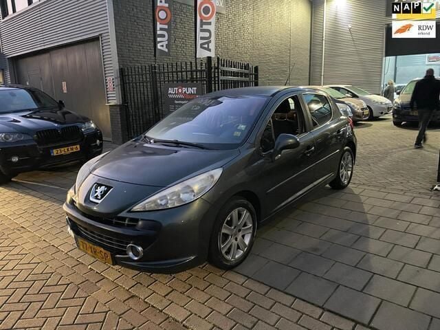 Grijs Gebruikt 2007 Peugeot 207 Hatchback | € 1.999 (Iets duurder) - Afbeelding 1/4