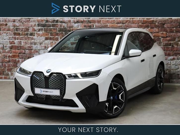 Wit Gebruikt 2022 BMW iX Executive SUV | € 46.950 (Super prijs) - Afbeelding 1/4
