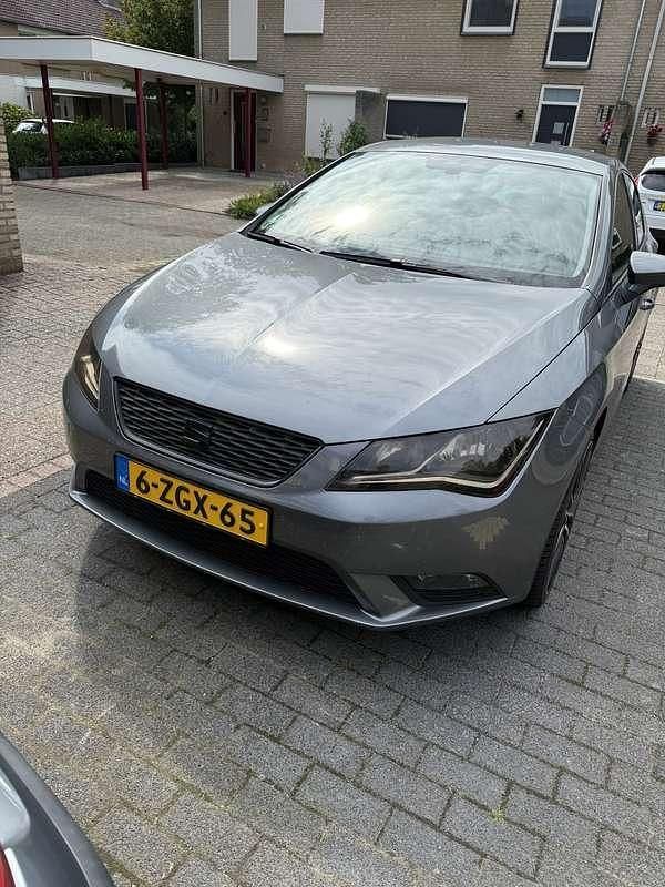 Occasion Seat Leon 122 PK (89 kW) 2013 Grijs Stationwagen