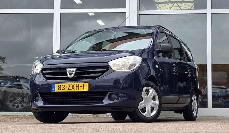 Blauw Gebruikt 2013 Dacia Lodgy Ambiance MPV | € 2.644 - Afbeelding 1/3