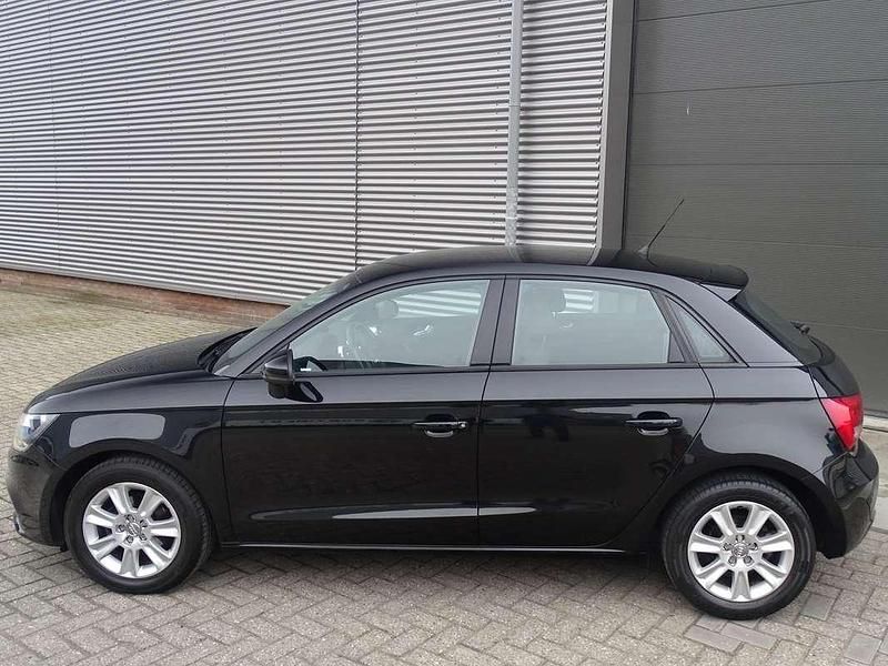 Occasion Audi A1 Attraction 86 PK (63 kW) 2012 Zwart Hatchback