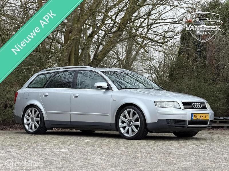 Grijs Occasion 2001 Audi A4 Exclusive Stationwagen | € 2.450 (Goede deal) - Afbeelding 1/4
