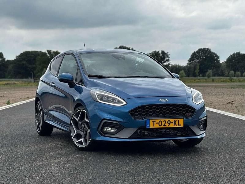 Blauw Gebruikt 2018 Ford Fiesta ST Hatchback | € 17.445 (Goede deal) - Afbeelding 1/4