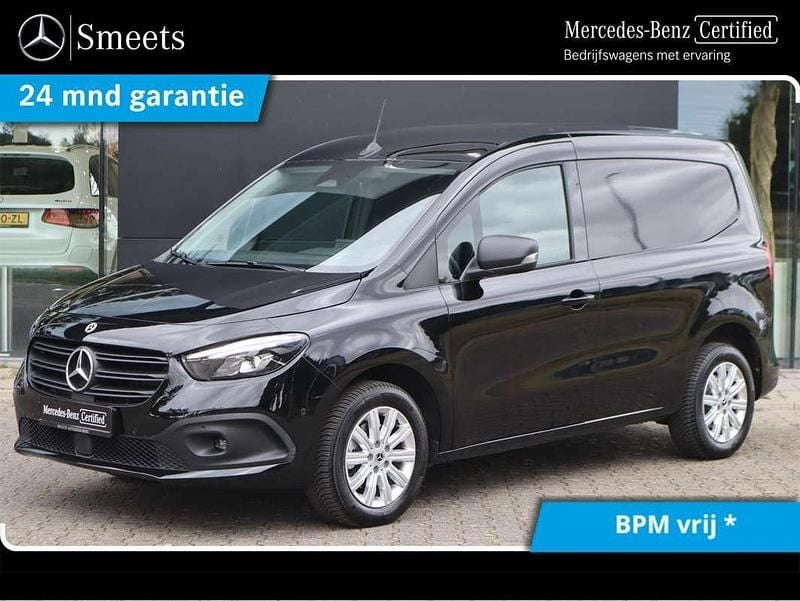 Zwart Gebruikt 2024 Mercedes Citan 112 Van | € 30.333 - Afbeelding 1/4