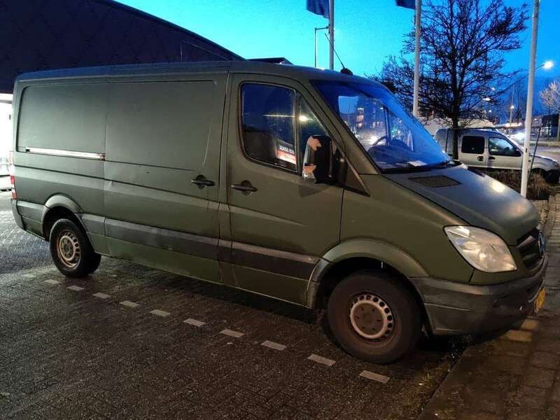 Groen Gebruikt 2008 Mercedes Sprinter Van | € 5.499 - Afbeelding 1/4