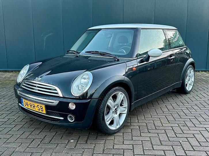 Zwart Occasion 2005 Mini ONE Hatchback | € 1.450 (Super prijs) - Afbeelding 1/4