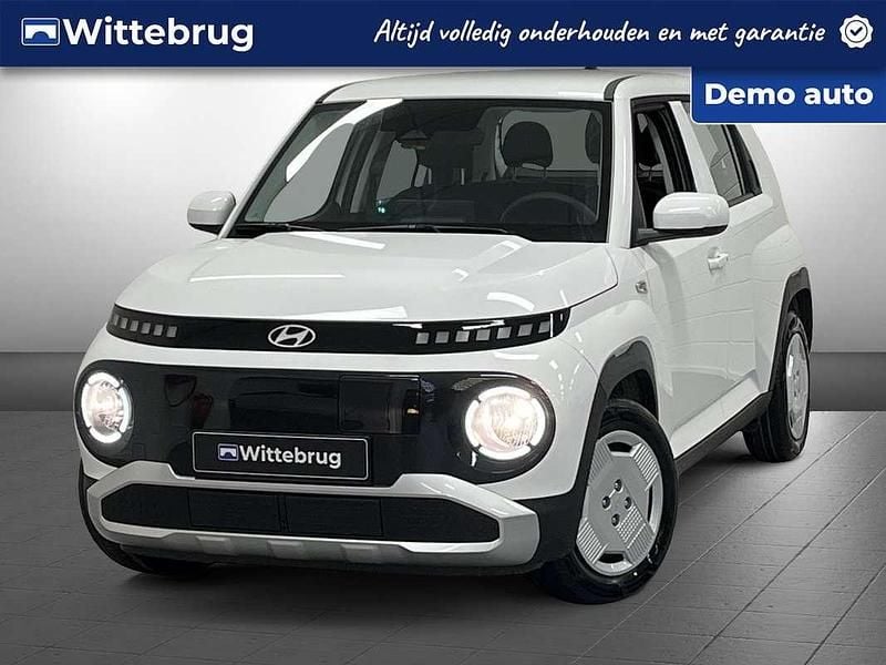Wit Gebruikt 2024 Hyundai Inster Hatchback | € 22.425 (Eerlijke prijs) - Afbeelding 1/3