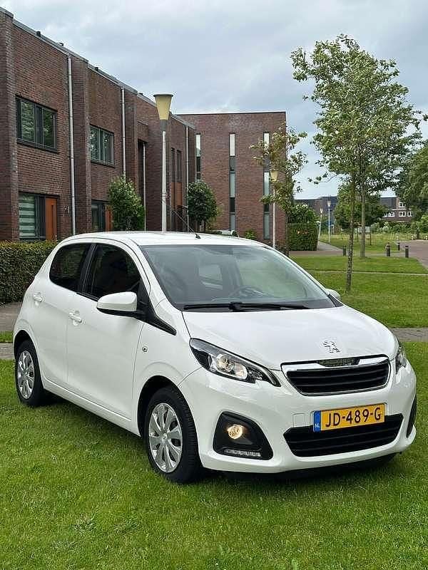 Occasion Peugeot 108 Allure 69 PK (50 kW) 2016 Sedan