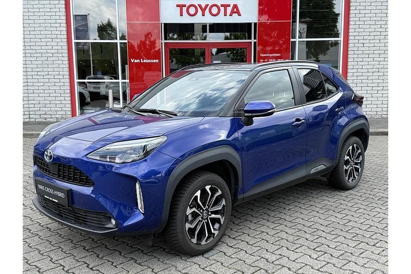Gebruikt 2024 Toyota Yaris Hybrid Style | € 30.489 (Iets duurder) - Afbeelding 1/1