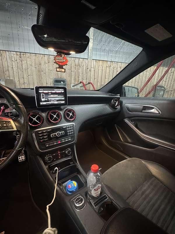 Occasion Mercedes A250 Ambition 211 PK (155 kW) 2013 Zwart Stationwagen