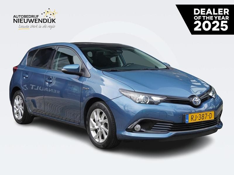 Occasion Toyota Auris 135 PK (99 kW) 2017 Blauw Hatchback