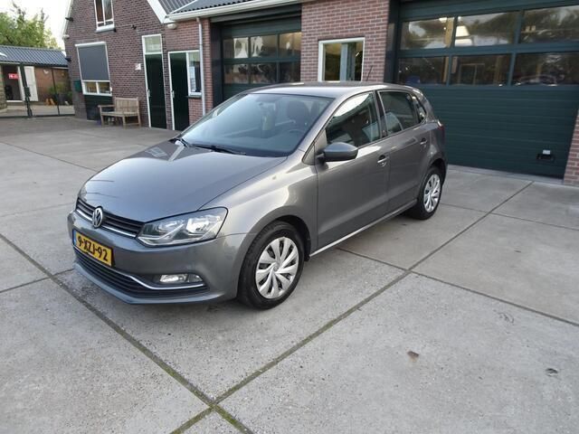 Grijs Gebruikt 2014 VW Polo Comfortline Hatchback | € 5.250 (Iets duurder) - Afbeelding 1/4