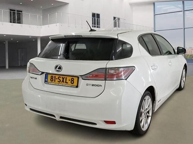 Occasion Lexus CT200h 99 PK (72 kW) 2012 Wit (metallic) Hatchback