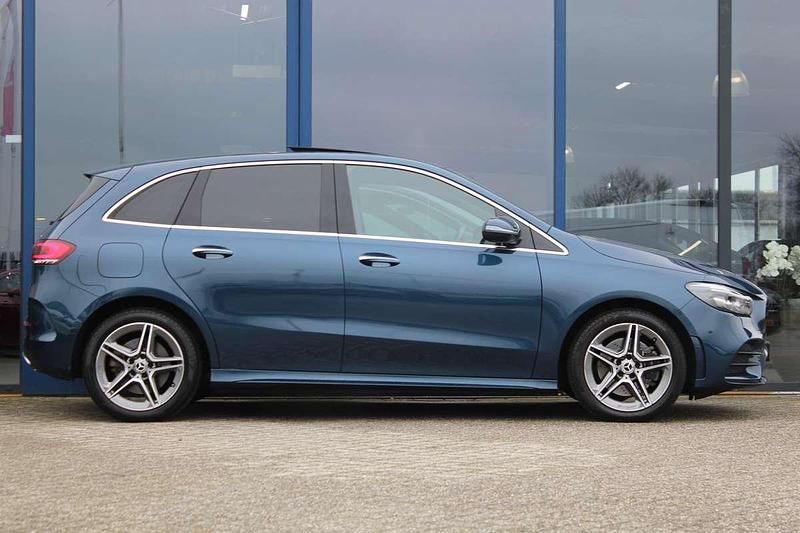 Occasion Mercedes B250e AMG 218 PK (160 kW) 2021 Blauw (metallic) MPV