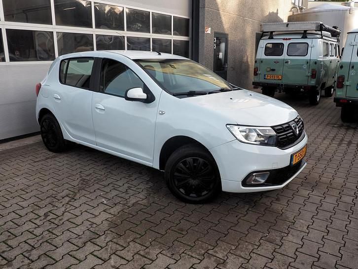 Occasion Dacia Sandero Lauréate 73 PK (53 kW) 2017 Wit Hatchback