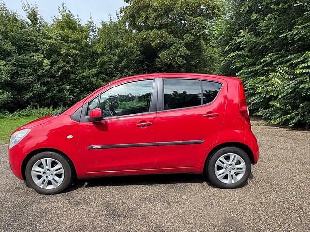 Occasion Opel Agila Edition 68 PK (50 kW) 2011 Rood Hatchback