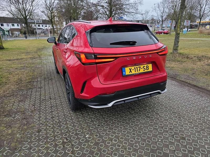 Occasion Lexus NX450h+ Sport Line 306 PK (225 kW) 2022 SUV