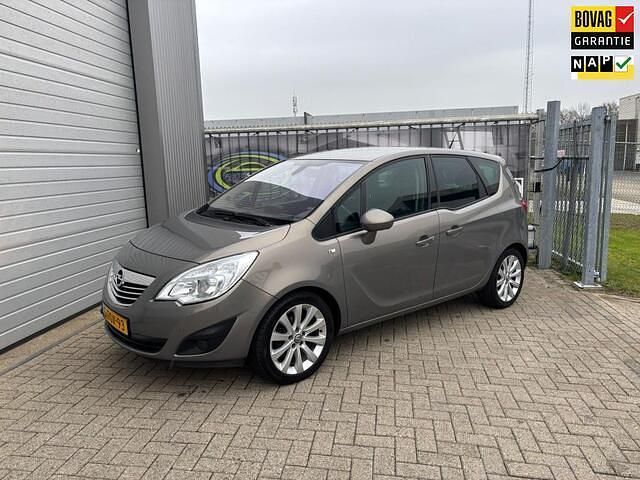 Bruin (metallic) Gebruikt 2014 Opel Meriva Cosmo MPV | € 4.450 (Eerlijke prijs) - Afbeelding 1/4