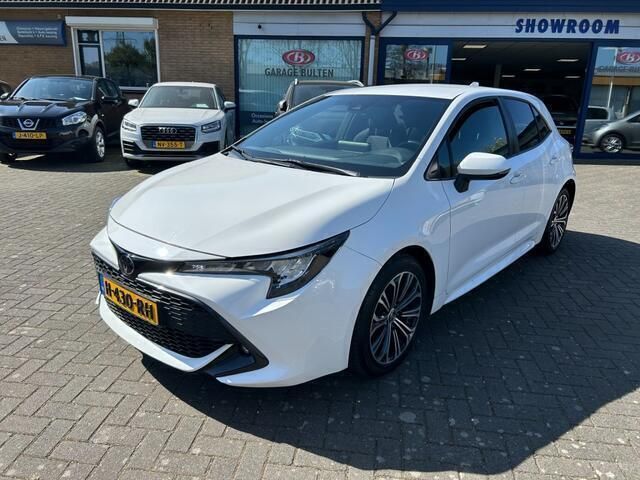Wit Gebruikt 2020 Toyota Corolla Hatchback | € 18.950 (Eerlijke prijs) - Afbeelding 1/4