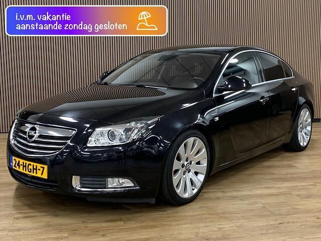 Zwart Gebruikt 2008 Opel Insignia Sport Sedan | € 6.945 (Iets duurder) - Afbeelding 1/4