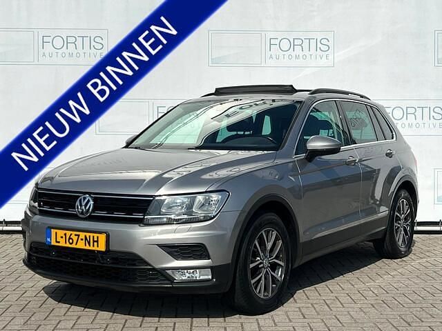 Grijs Gebruikt 2017 VW Tiguan Comfortline SUV | € 19.400 (Eerlijke prijs) - Afbeelding 1/4