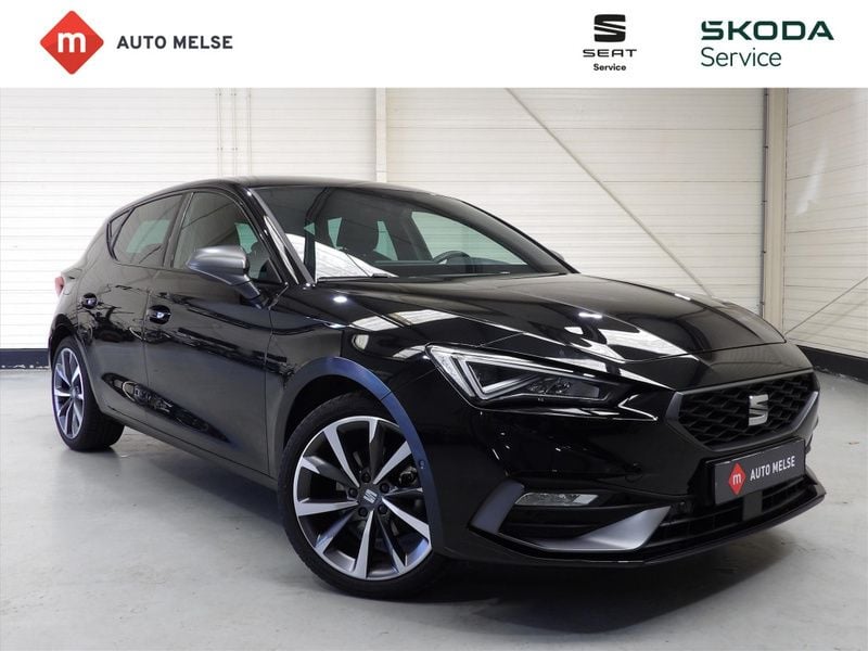 Hatchback Gebruikt 2022 Seat Leon FR Hatchback | € 22.950 (Eerlijke prijs) - Afbeelding 1/4
