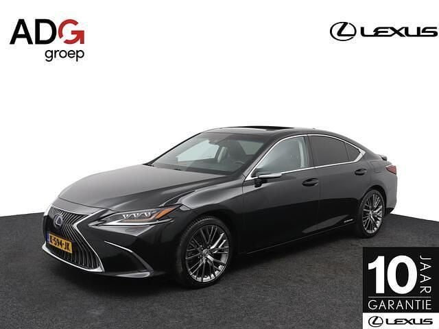 Zwart Gebruikt 2020 Lexus ES300H President Line Sedan | € 35.950 - Afbeelding 1/4