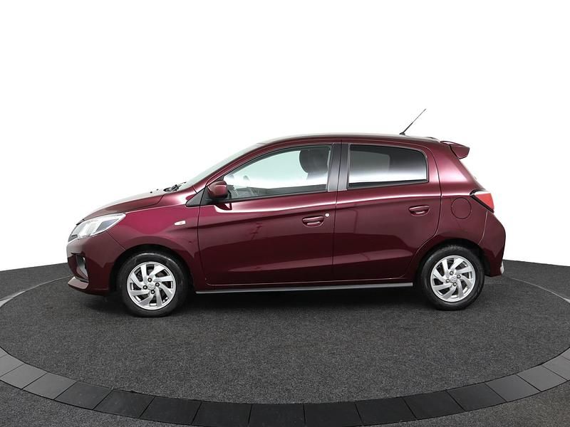 Occasion Mitsubishi Space Star 2023 Rood Hatchback