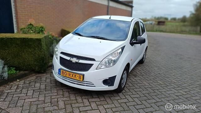 Wit Gebruikt 2011 Chevrolet Spark LS Hatchback | € 2.495 (Duur) - Afbeelding 1/4